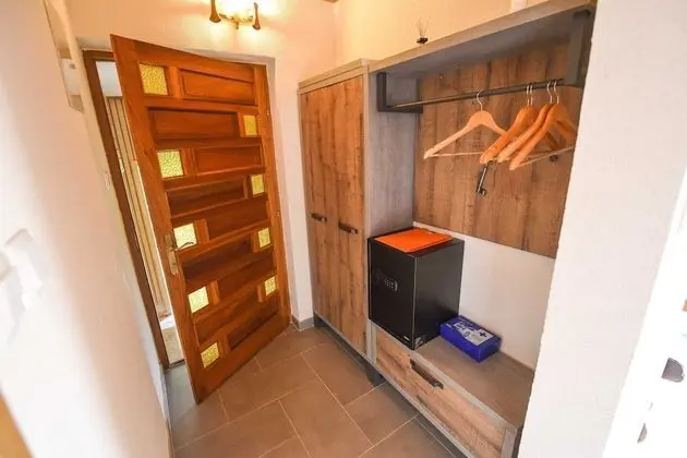 Ev (One bedroom house)