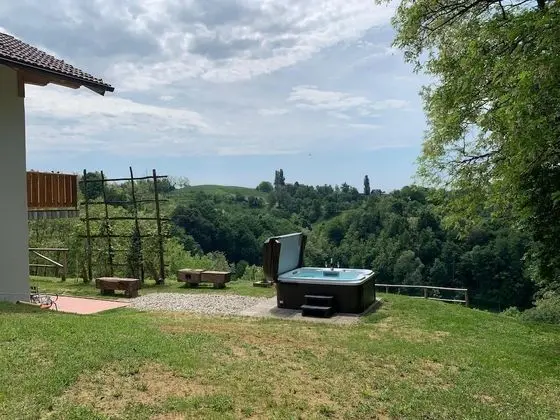 Ev (One bedroom house)