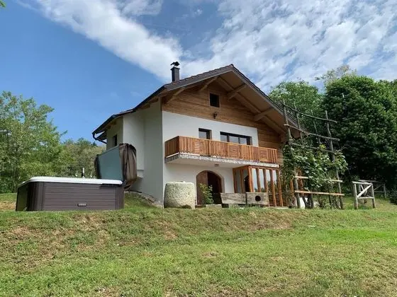 Ev (One bedroom house)