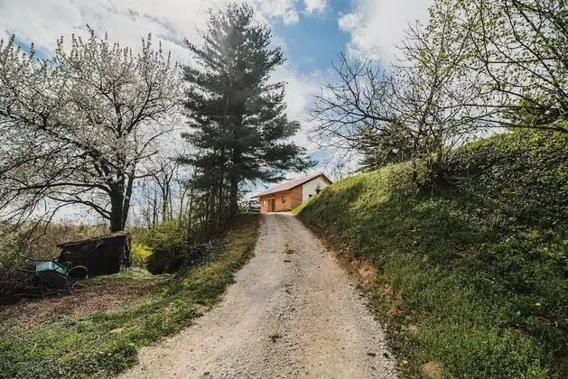 Ev (One bedroom house)