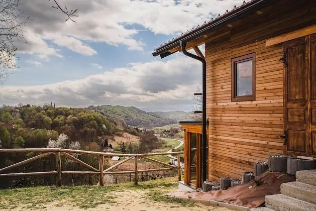 Ev (One bedroom house)