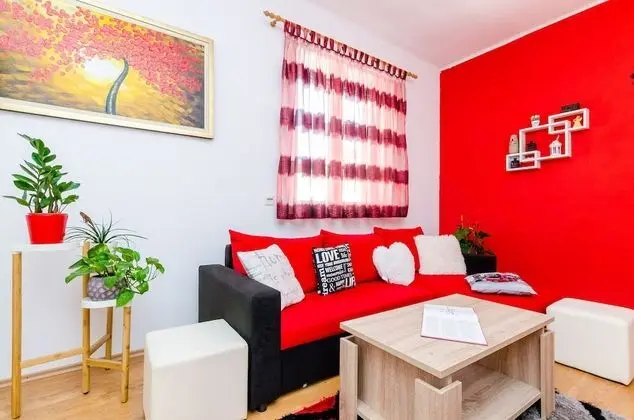 Ev (Three Bedroom Holiday Home)