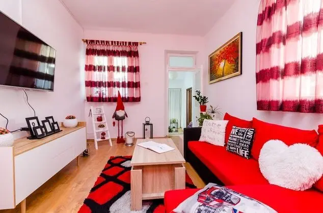 Ev (Three Bedroom Holiday Home)