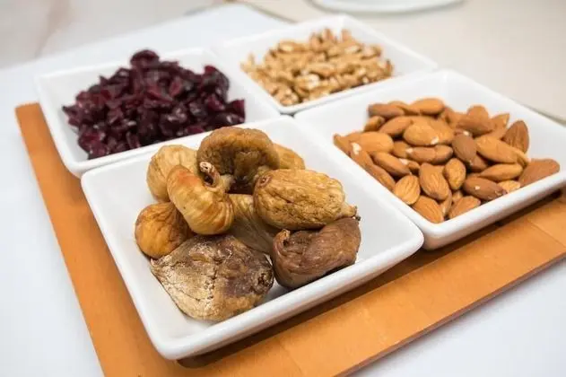 Ev (One Bedroom Apartment with Terrace an)