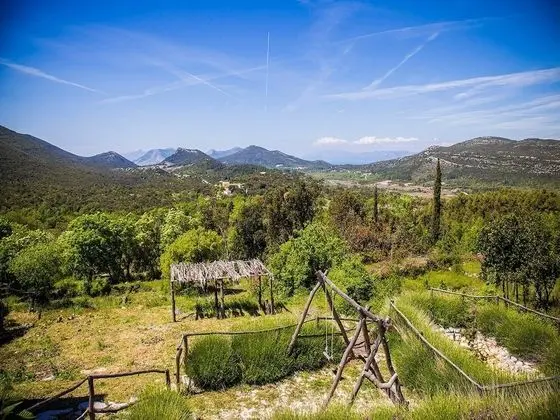 Ev (One-Bedroom Holiday Home)