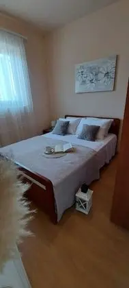 Family Ev, 4 Yatak Odası, Kişiye Özel Havuzlu, Avlu Manzaralı