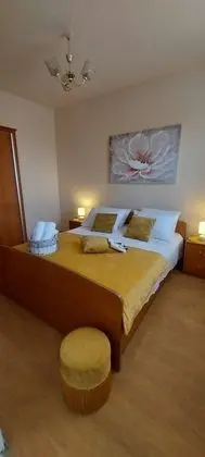 Family Ev, 4 Yatak Odası, Kişiye Özel Havuzlu, Avlu Manzaralı