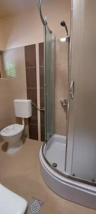 Family Ev, 4 Yatak Odası, Kişiye Özel Havuzlu, Avlu Manzaralı