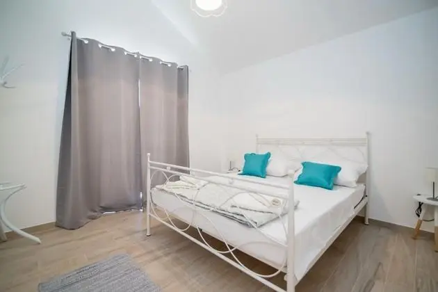 Villa (Two-Bedroom with Pool and Terrace)