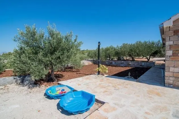 Villa (Two-Bedroom with Pool and Terrace)