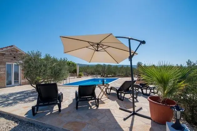 Villa (Two-Bedroom with Pool and Terrace)