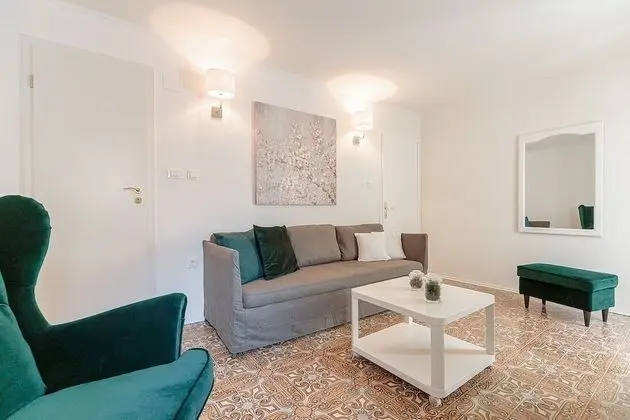 Traditional Ev, 4 Yatak Odası, Balkon