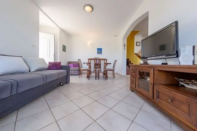 Ev (Holiday Home near lighthouse - H(4+2))