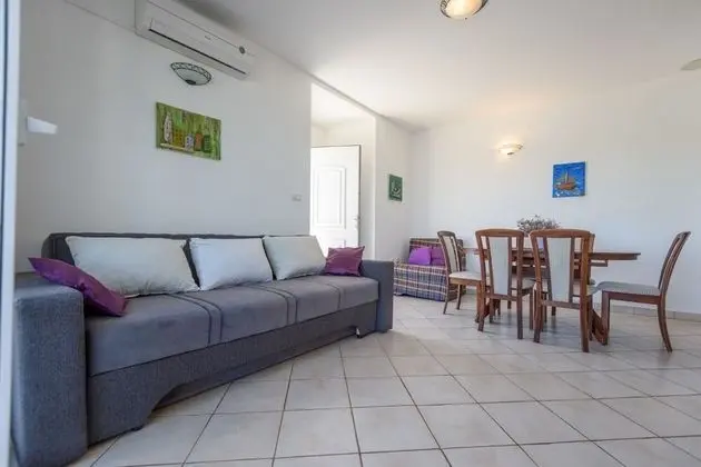 Ev (Holiday Home near lighthouse - H(4+2))