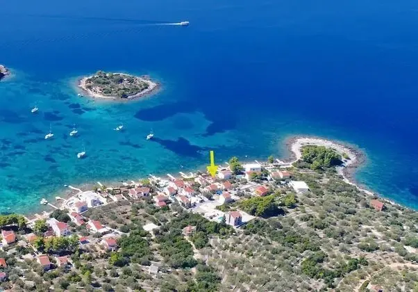 Ev (Three Bedroom Holiday Home)