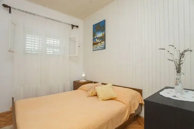 Ev (Three Bedroom Holiday Home)