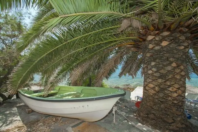 Ev (Three Bedroom Holiday Home)