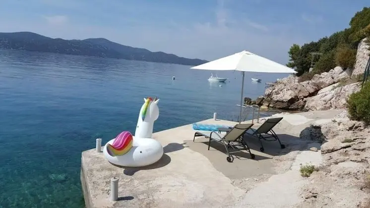 Ev (One Bedroom Apartment with Terrace)