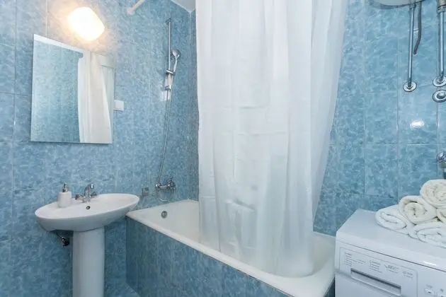 Ev (Four Bedroom Holiday Home)