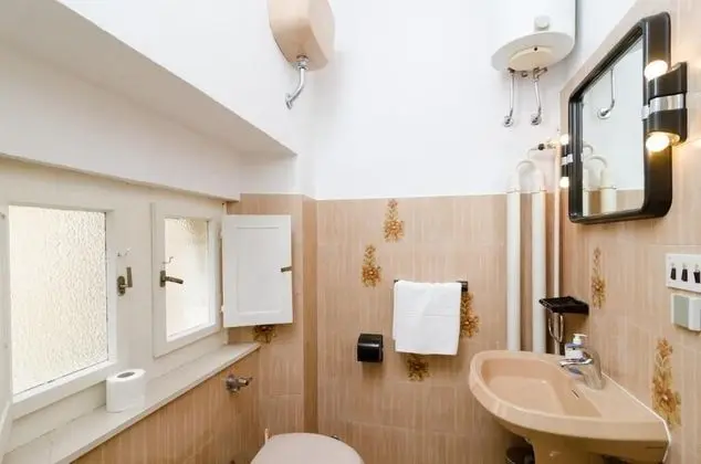 Ev (Duplex Three Bedroom Apartment)