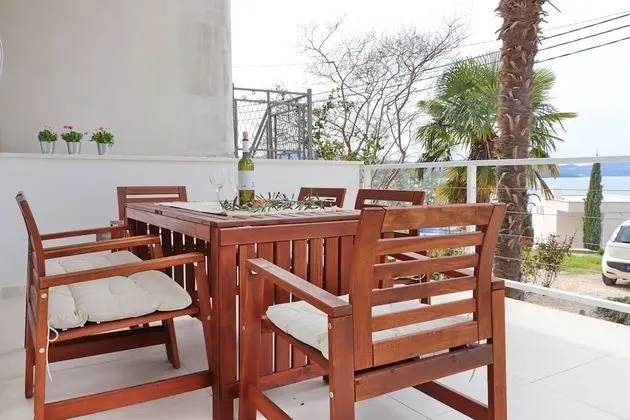 Ev (Three Bedroom Holiday Home)