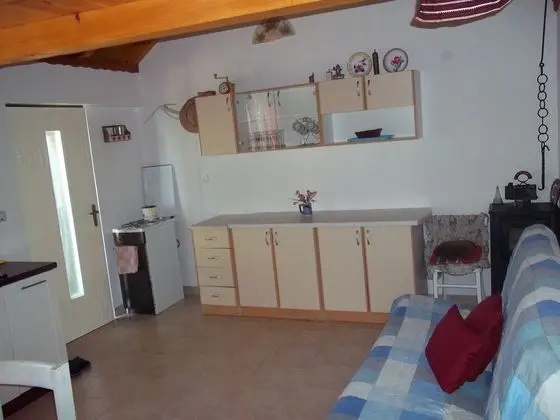 Ev (Holiday Home with Terrace)