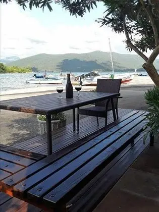 Ev (Two Bedroom Holiday Home)