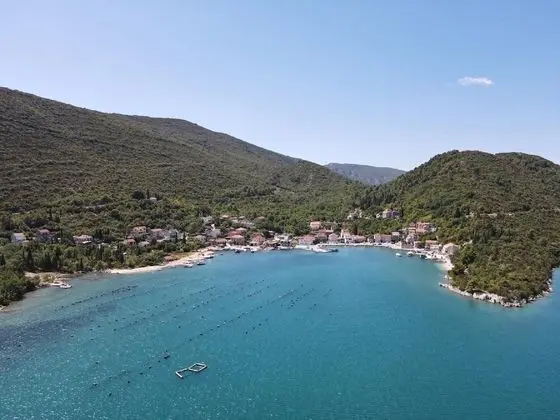 Ev (Two Bedroom Holiday Home)