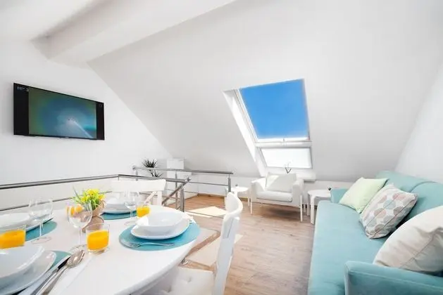 Ev (Three Bedroom Home with heated Pool a)