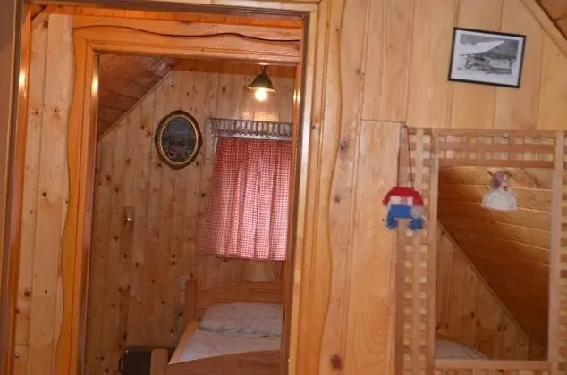 Ev (Two Bedroom Holiday Home with Terrace)