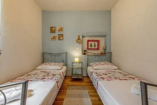 Romantic Ev, 2 Yatak Odası, Sıcak Su Havuzu, Avlu Manzaralı