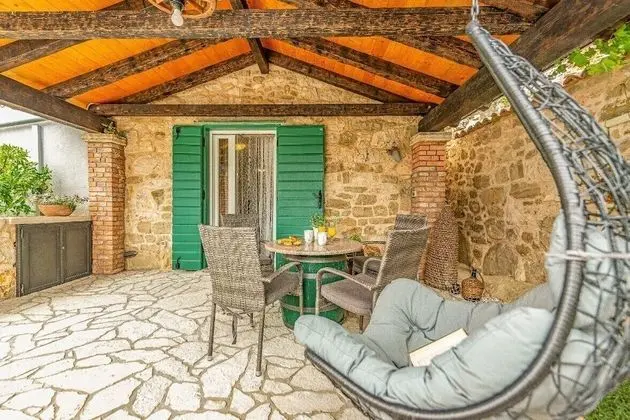 Romantic Ev, 2 Yatak Odası, Sıcak Su Havuzu, Avlu Manzaralı