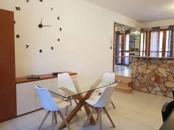 Ev, 4 Yatak Odası, Sigara İçilebilir, Balkon