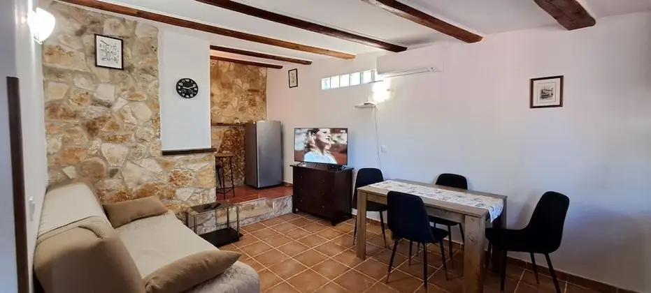 Ev, 2 Yatak Odası, Sigara İçilmez