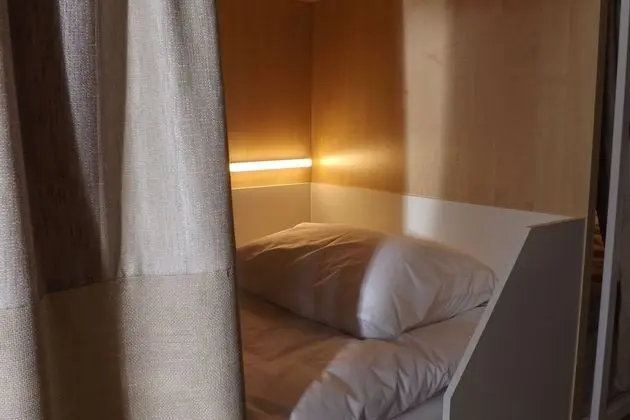 Economy Ortak Ranzalı Oda, Özel Banyo, Zemin Kat