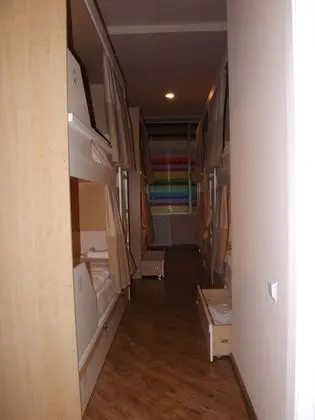 Economy Ortak Ranzalı Oda, Özel Banyo, Zemin Kat