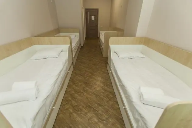 Ortak Ranzalı Oda, Karma Ranzalı Oda