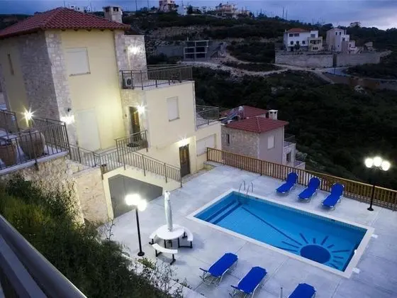 Villa, 4 Yatak Odası, Sigara İçilebilir, Şömine