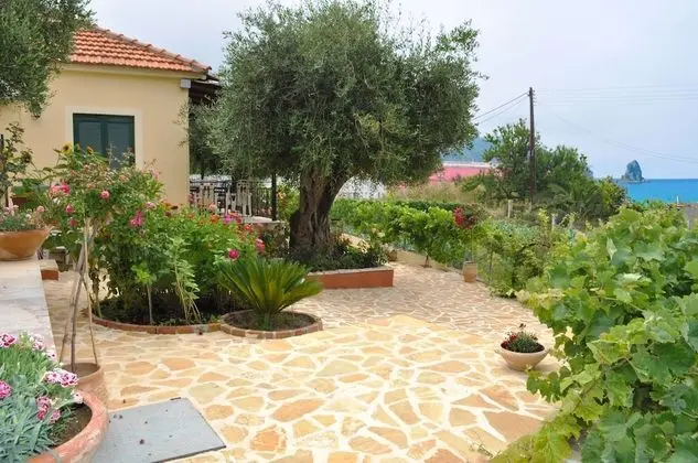 Ev, 3 Yatak Odası, Sigara İçilebilir, Veranda