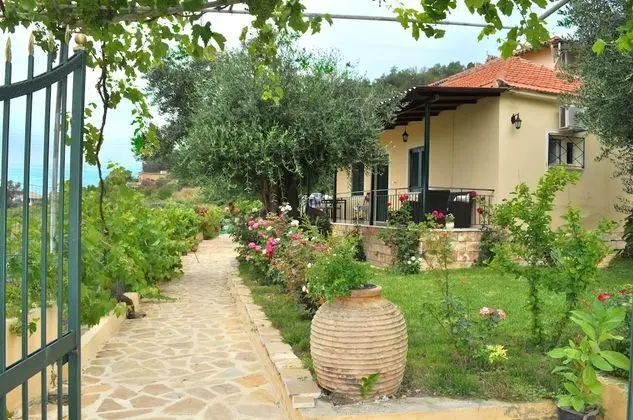 Ev, 3 Yatak Odası, Sigara İçilebilir, Veranda