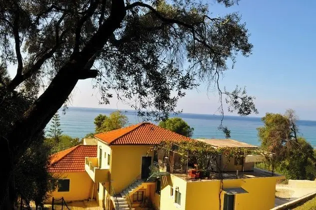 Apart Daire, 2 Yatak Odası, Sigara İçilebilir