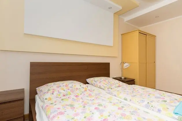 Apart Daire, 2 Yatak Odası, Teras, Bahçe Manzaralı