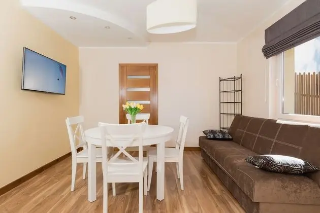 Apart Daire, 2 Yatak Odası, Teras, Bahçe Manzaralı