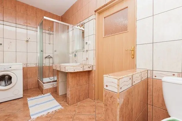 Apart Daire, 2 Yatak Odası, Teras, Bahçe Manzaralı