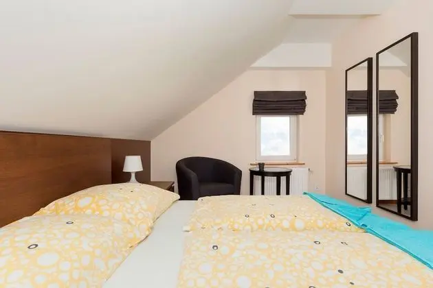 Apart Daire, 3 Yatak Odası, Mutfak, Bahçe Manzaralı