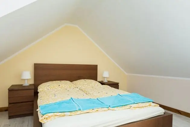 Apart Daire, 3 Yatak Odası, Mutfak, Bahçe Manzaralı