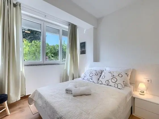 Ev (Two Bedroom Holiday Home with Terrace)