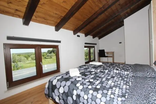 Ev, 2 Yatak Odası, Balkon, Bahçe Manzaralı