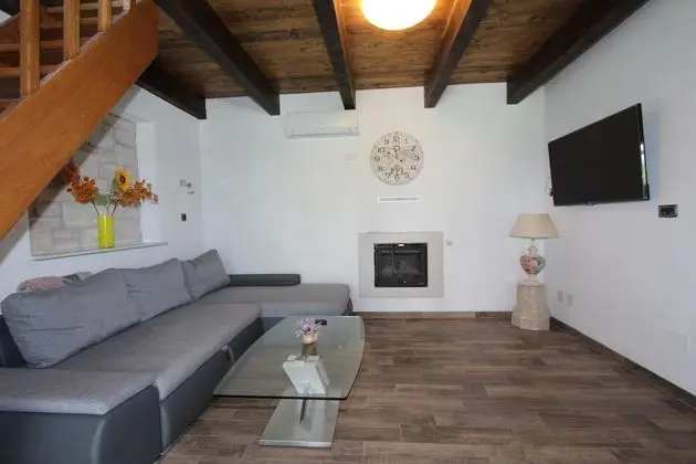 Ev, 2 Yatak Odası, Balkon, Bahçe Manzaralı