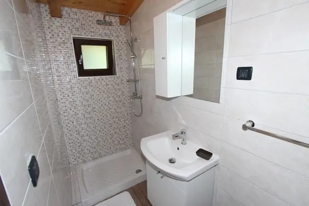 Ev, 2 Yatak Odası, Balkon, Bahçe Manzaralı